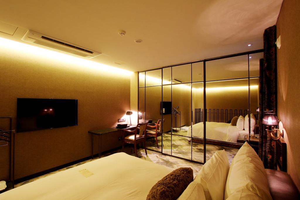 Boutique Hotel Loft Seoul Bagian luar foto