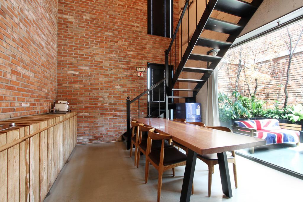 Boutique Hotel Loft Seoul Bagian luar foto