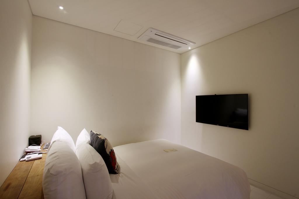 Boutique Hotel Loft Seoul Bagian luar foto