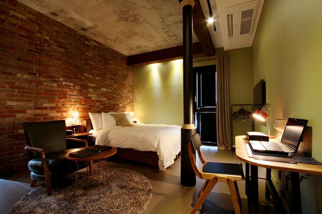 Boutique Hotel Loft Seoul Bagian luar foto